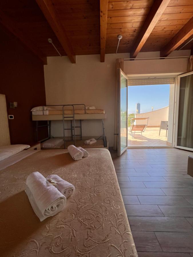 Hotel Favorita Cesenatico Luaran gambar