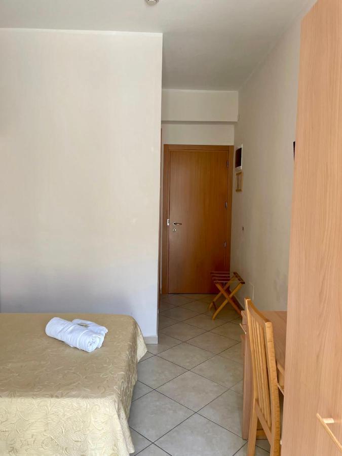 Hotel Favorita Cesenatico Luaran gambar