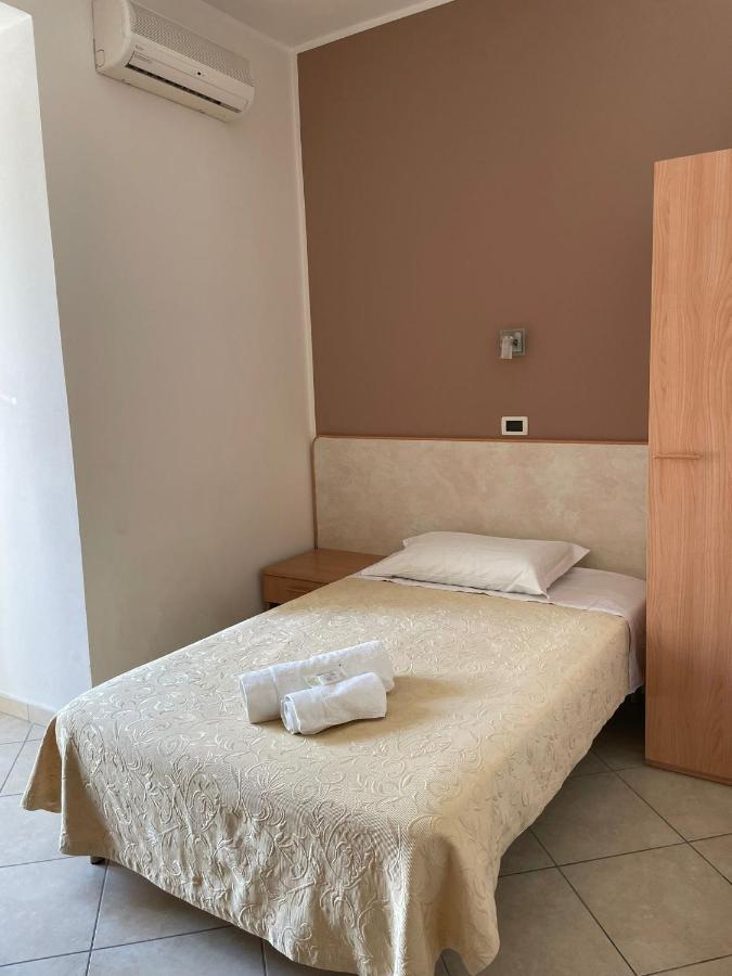 Hotel Favorita Cesenatico Luaran gambar