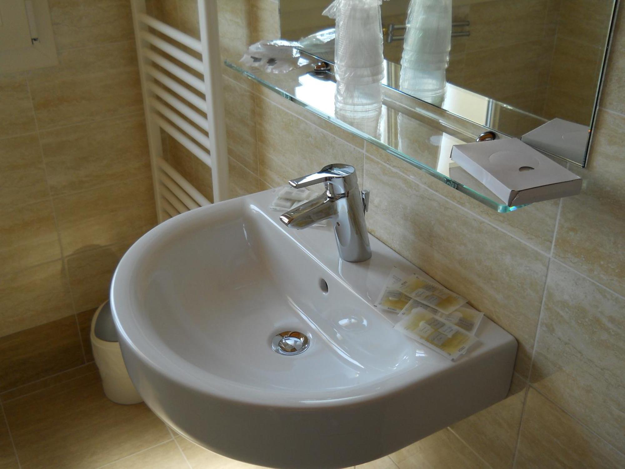 Hotel Favorita Cesenatico Luaran gambar